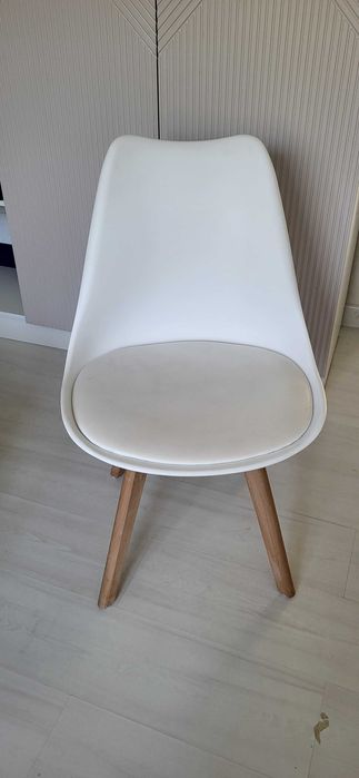 Стол для школьников белый новый