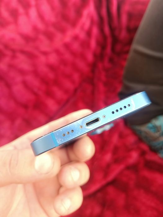 Обменяю Iphone 13 128гб