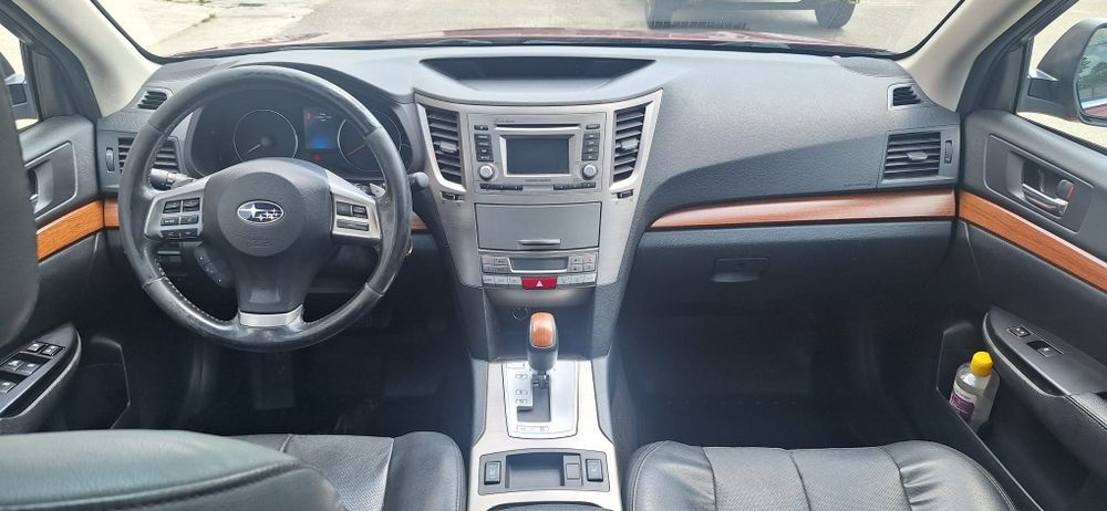 Inchiriere  auto Subaru Outback cutie automata