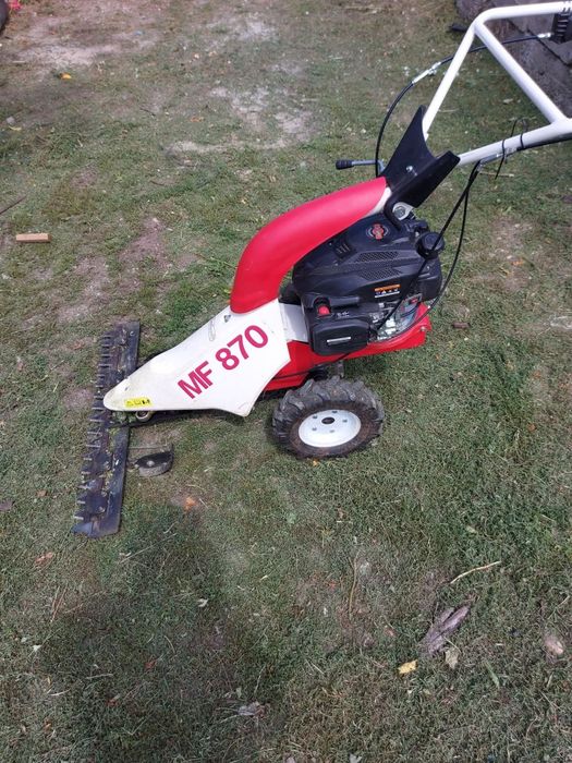 Motocositoare cu lama MF 870