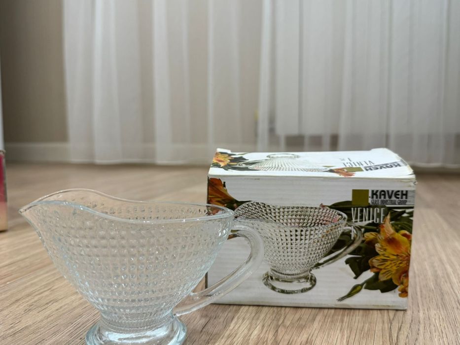 Продаю посуду комплектом