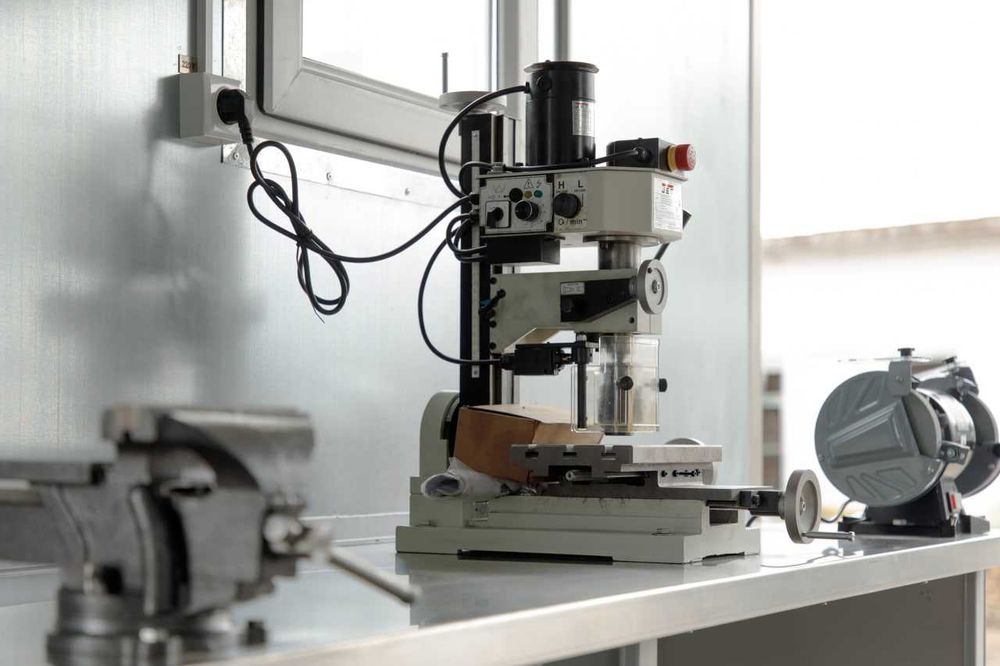 ISUZU NQR71PL Agromasterskoy