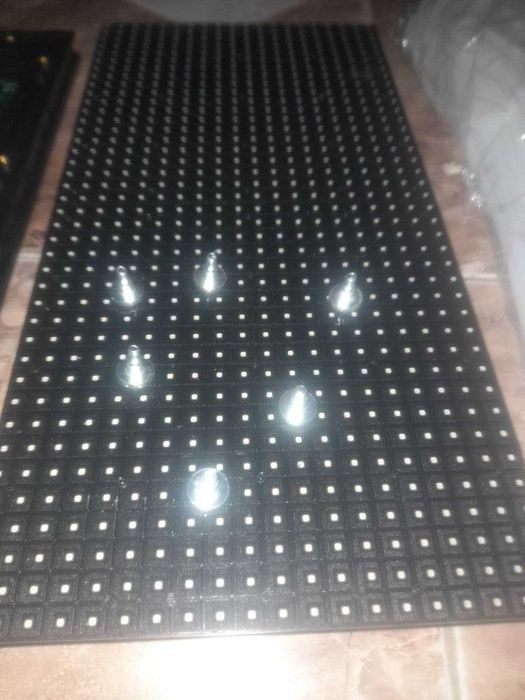 монитор рекламный GKGD P8