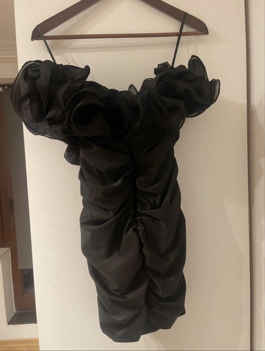 Официална рокля подходяща за изпращане