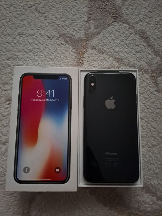 Продаеться iPhone X 64 gb