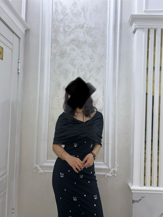 Стильное черное платье, размер S