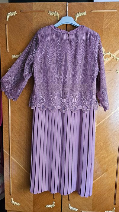 Rochie NOUĂ de ocazie, cu dantelă, mărimea 46