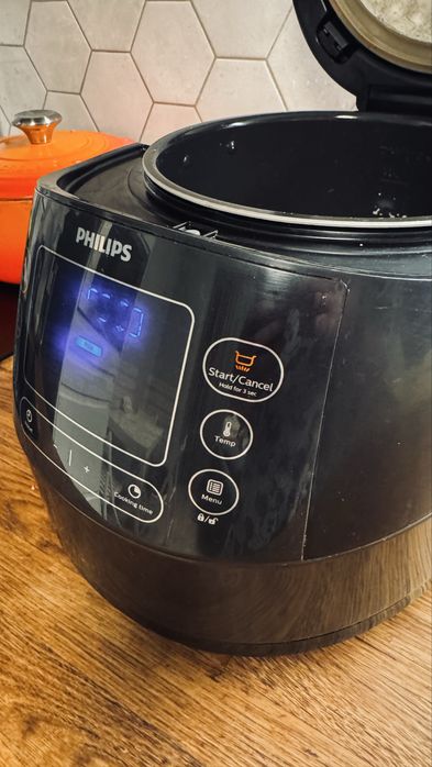 мултикукър Philips