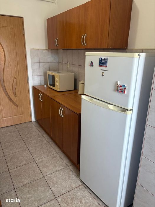 2 cam d 54 mp hala centrala 5 min umf mob si util complet 400 euro