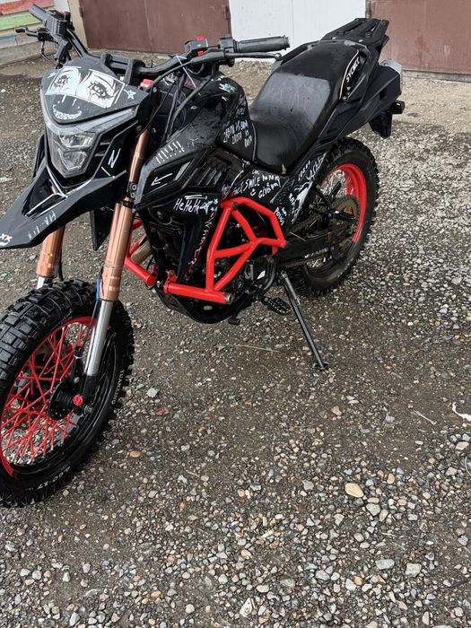 Мотоцикл sycmcc 300