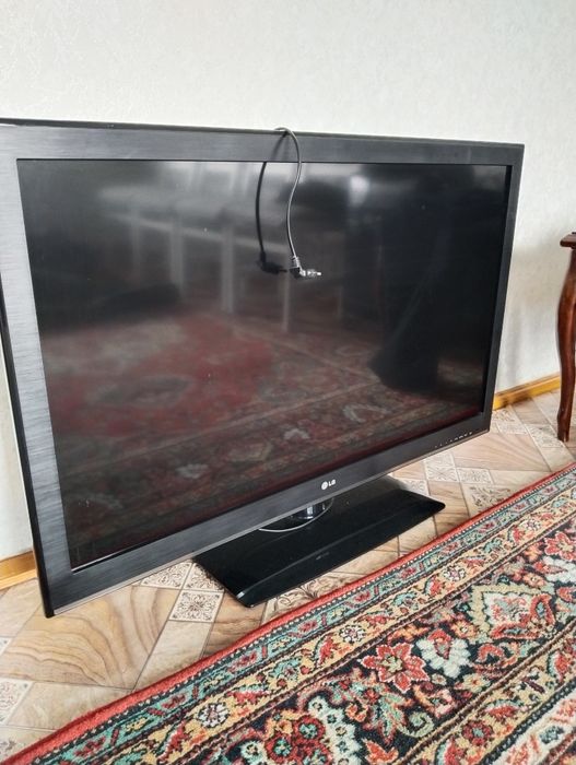 Продам телевизор