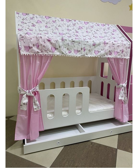 Продам кровать домик