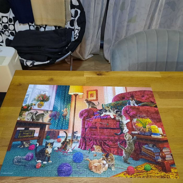 Уникален пъзел 500 части.Реден от нов.