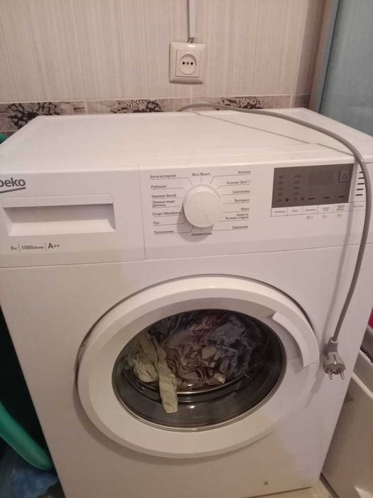 Продам стиральную машину