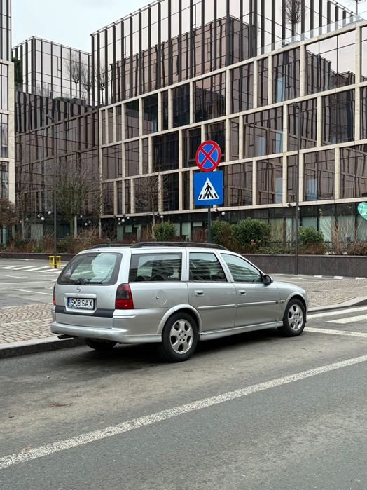 Vând Opel Vectra-B-Caravan 2.0 Diesel