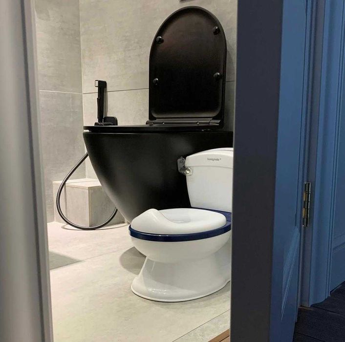 Горшок детский в виде унитаза