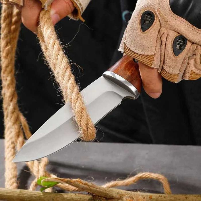 Cutit Buck Outdoor, otel inoxidabil, maner lemn tranadafir,teaca piele