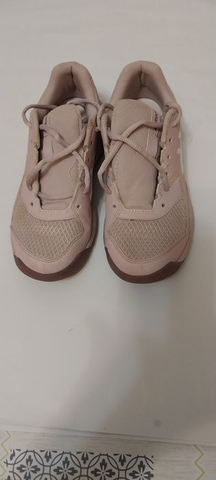 Кроссовки  женские