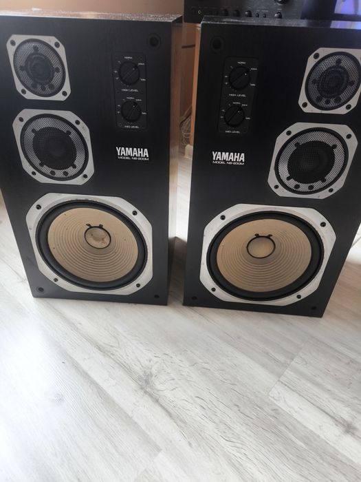 Тонколони Yamaha ns 200 M