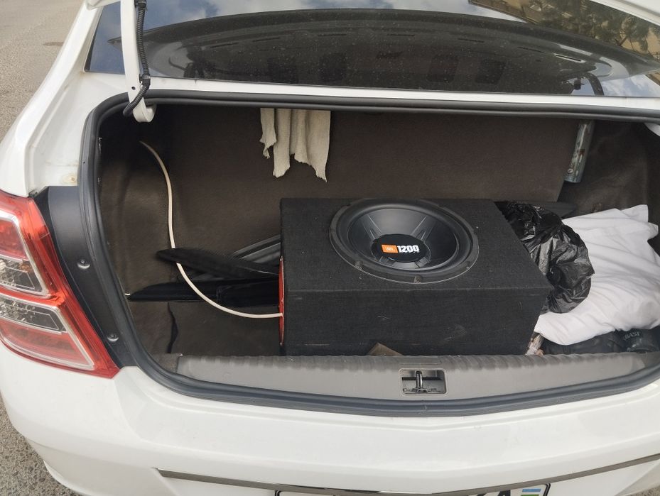 сабвуфер сотилади срочна пул керак