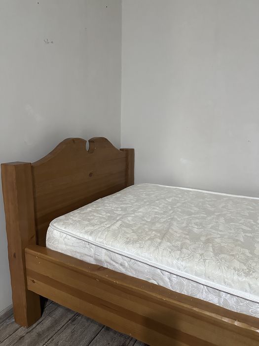 Кровать полуторка