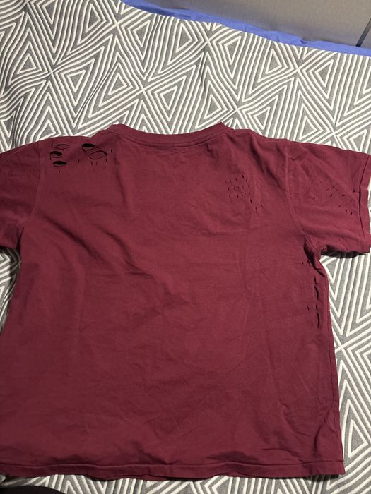 Disstressed erd t shirt/red