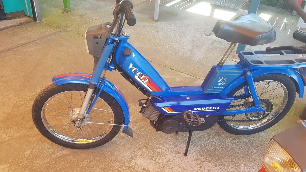 Peugeot Vogue два броя напълно оригинални  мотопеда с документи