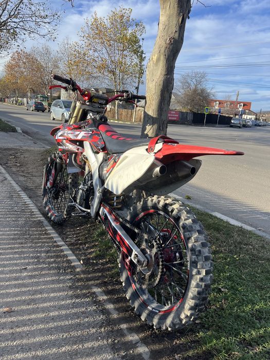 Cross honda crf 250r 2010
