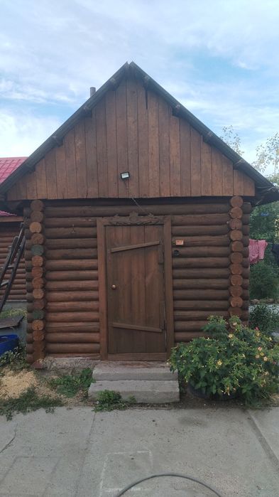 Продам баню СРОЧНО с целендровоного бревна на 17 диаметр