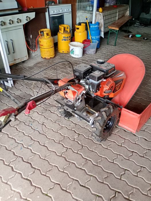 Motocultor cositoare ruris crt inovație pe cuțite rotativa
