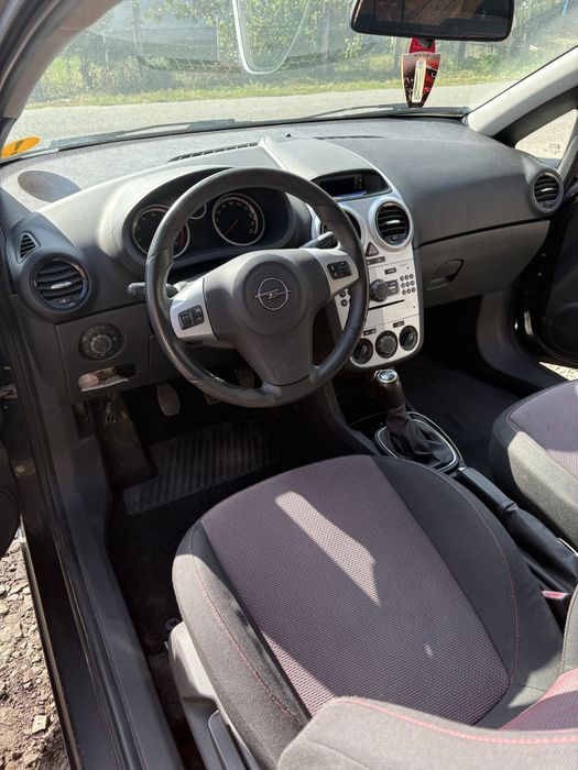 Opel  corsa 1.4