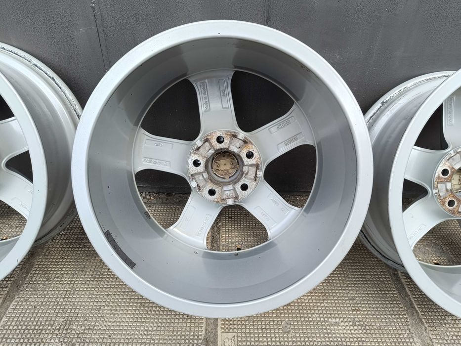 ОРИГИНАЛНИ джанти 17 ' цола 5x112 AUDI A4 A5 A6 / АУДИ VW 7,5J ET28