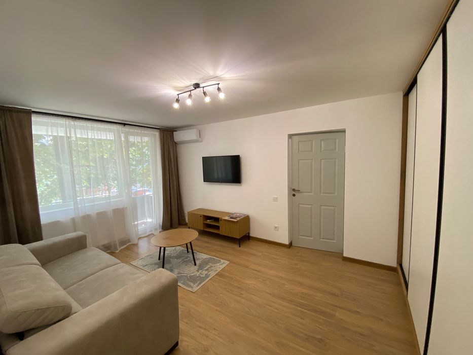 Inchiriez apartament 3 camere renovat complet, langa gen 6