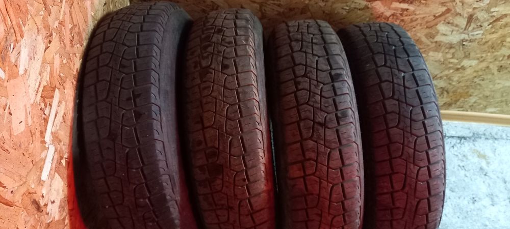 Продам летнюю резину.