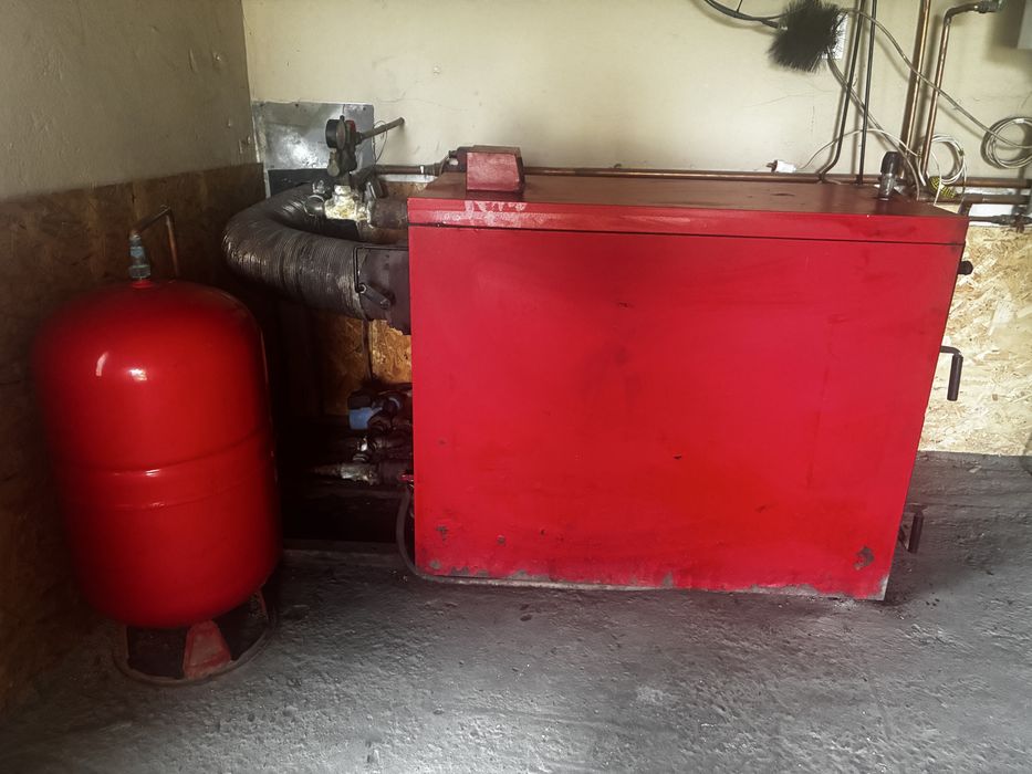 Centrala Viadrus - 49 KW/ 10 elementi fonta + 2 pompe recirculare + vas expansiune