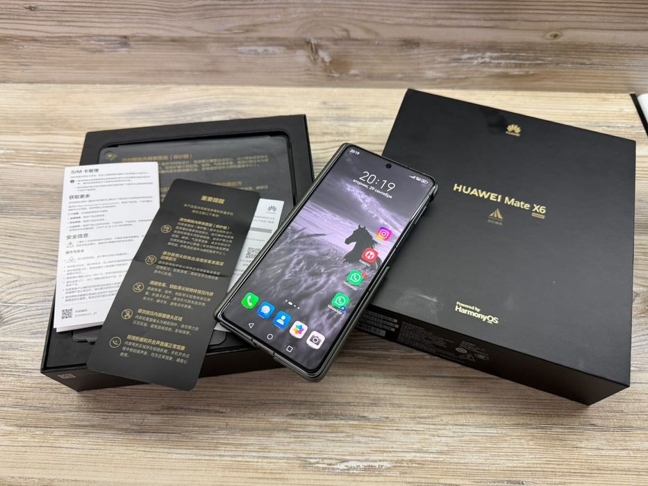 Huawei Mate X6 fold 12/512 Gb