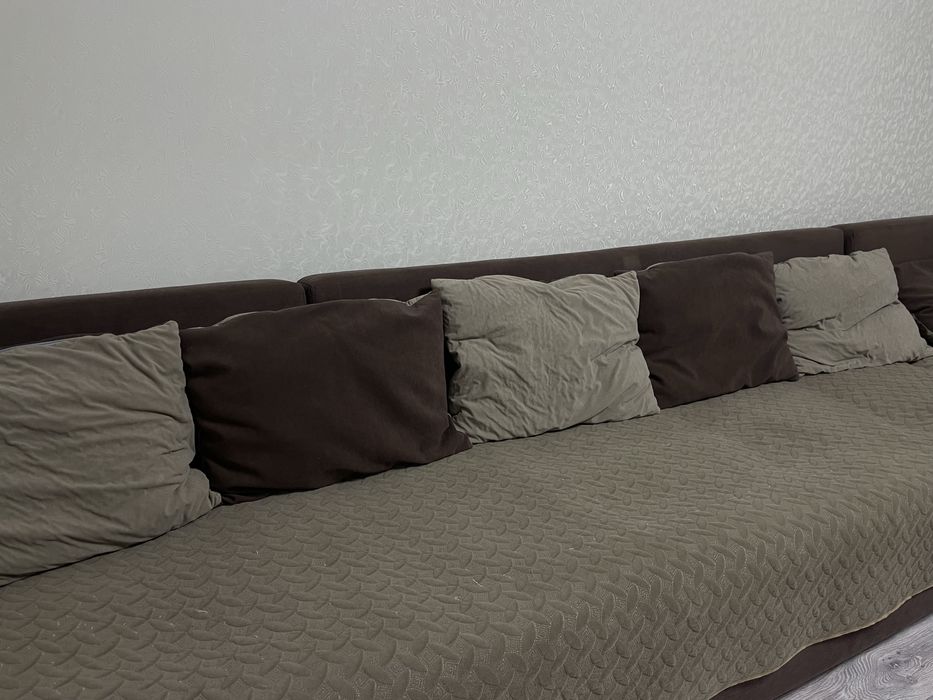 Продам большой диван