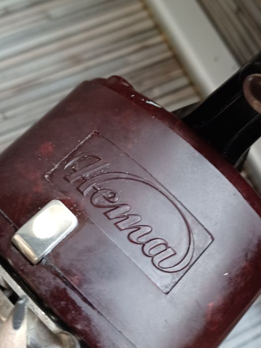 Hema Ретро,бакелитена острилка за моливи,.Настолна