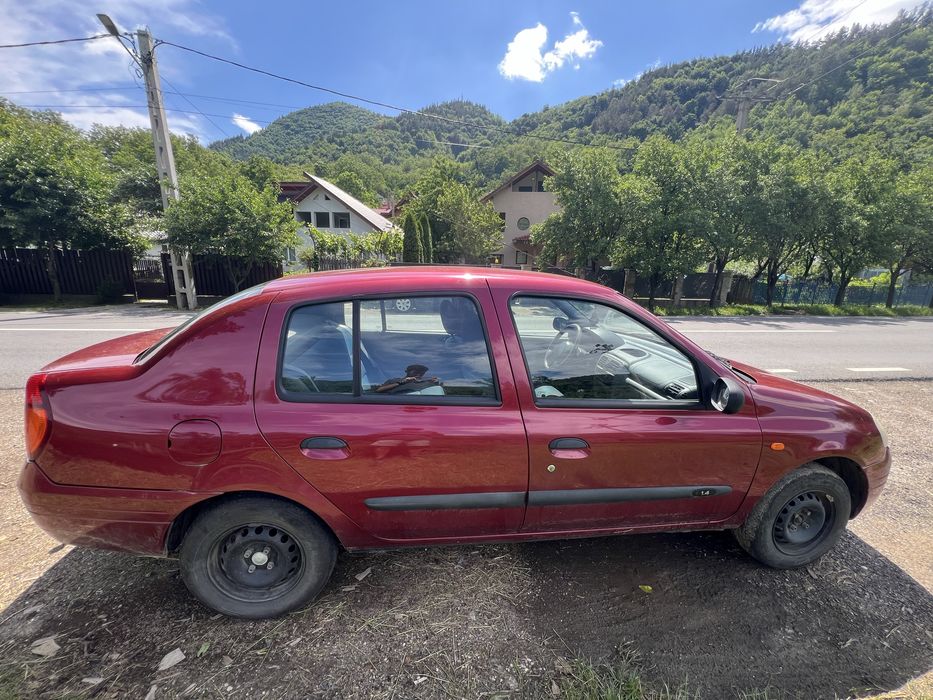 RENAULT Clio 2004 — imagine 4