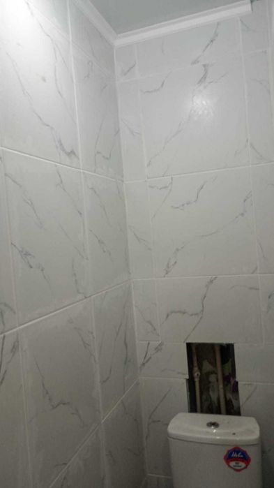 Продам 2 ком. квартиру по Строителей 22