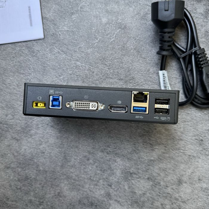 Lenovo Dock Station Profesională pentru Laptop ThinkPad