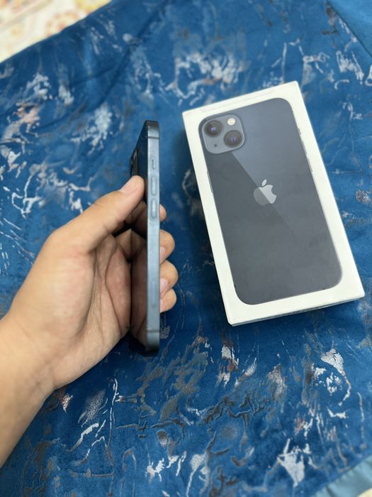 Айфон 13 128гб.