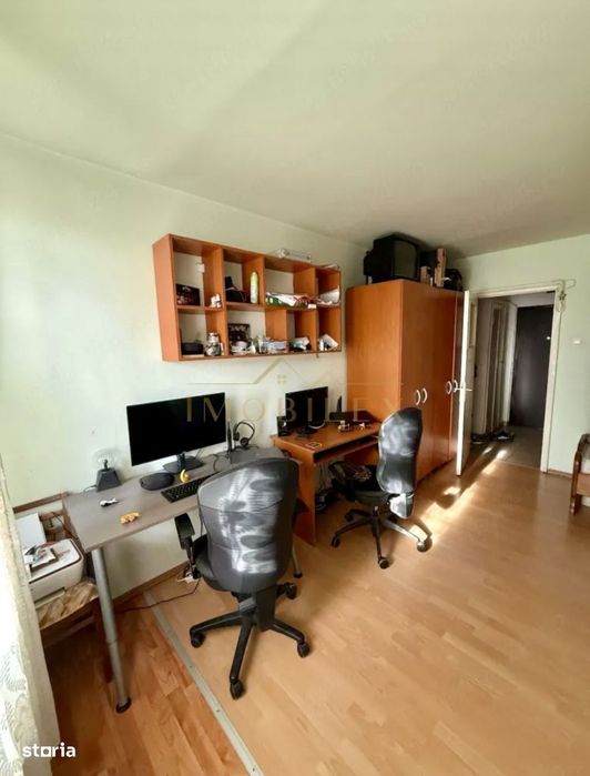Garsoniera 28 mp, zona Big Bucegi Manastur Cluj