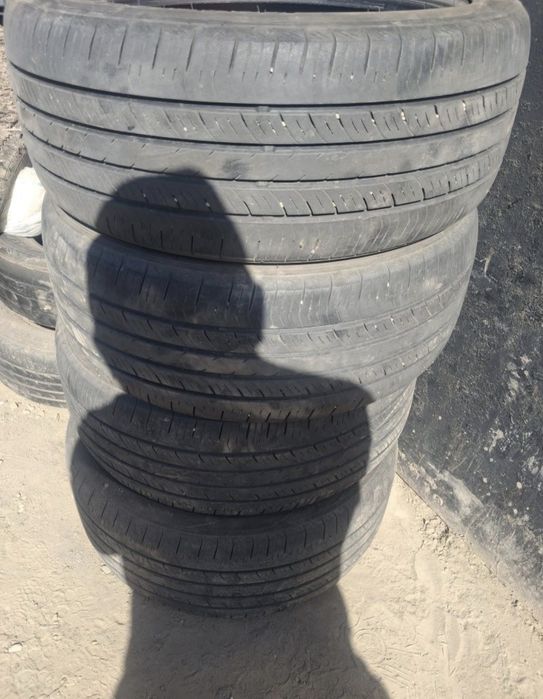 Продам резину r17