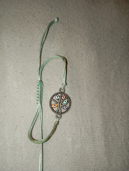 Гривни ръчно изработени