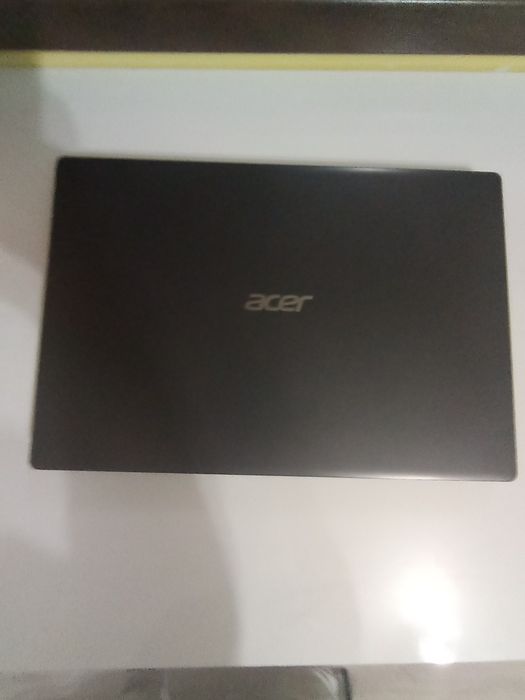 Лаптоп Acer aspire 3 1TB