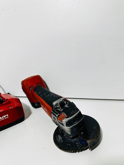 Flex pe acumulator Hilti AG 125-A22