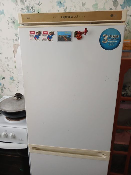 Продам холодильник б/у