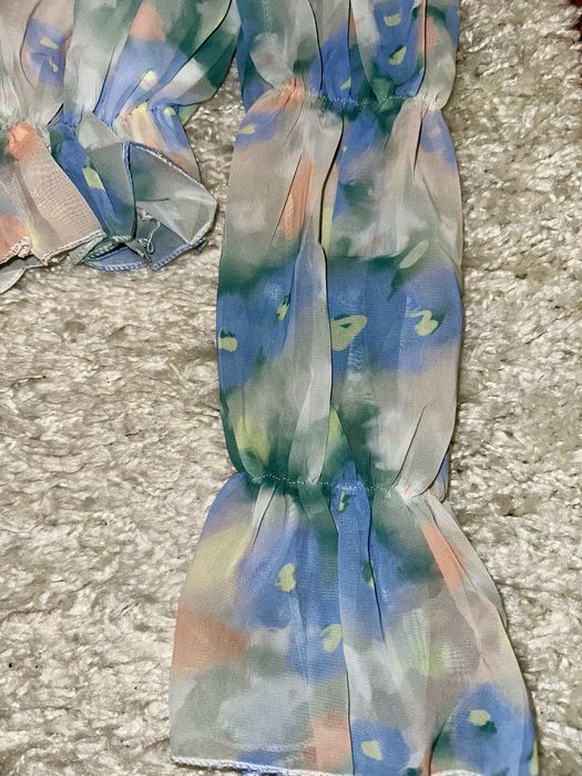 Ефектна блуза с паднали рамене