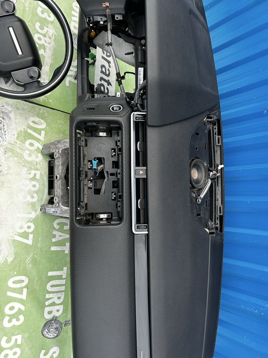Planșă de bord , airbag volan și airbag pasager Range Rover Velar
